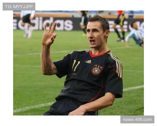 恩里克球队进攻哲学奏效,高效进球模式持续进化 恩里克球队进攻哲学奏效,高效进球模式持续进化