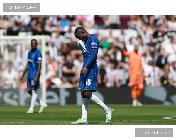 纽卡斯尔联逼平曼城，争冠悬念再起引关注