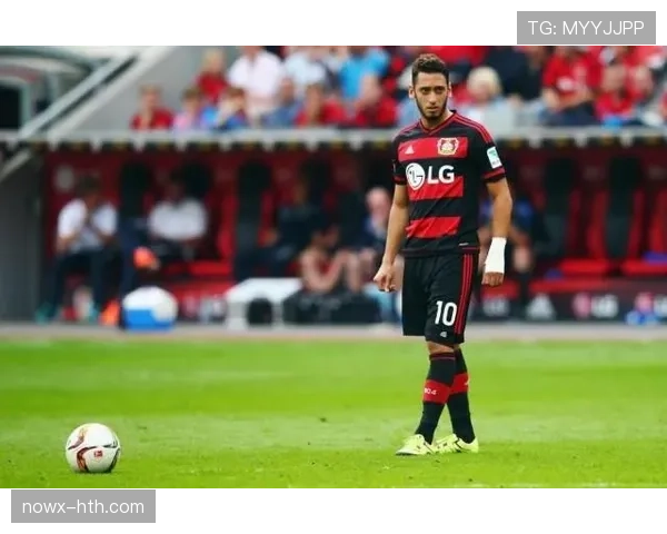 恰尔汗奥卢中场组织